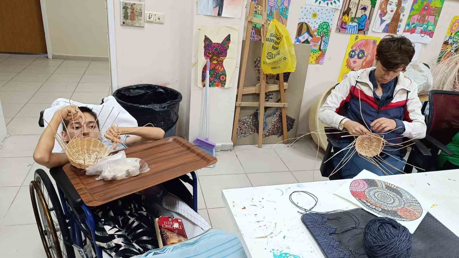 Devrek Belediyesi’nden engelsiz yaşam merkezindeki çocuklara destek