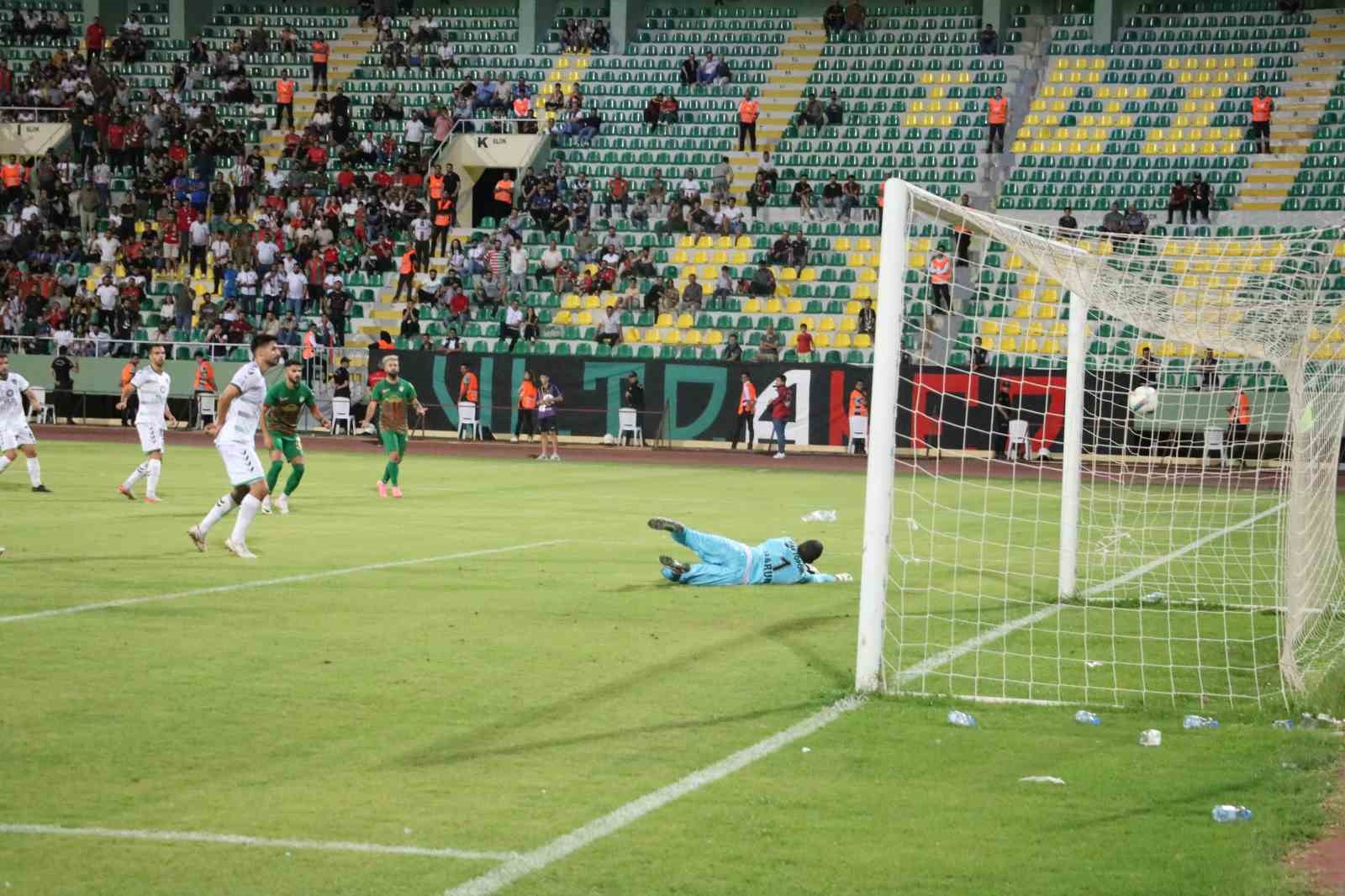 Trendyol 1. Lig: Amed Sportif Faaliyetler: 3 - Kocaelispor: 0