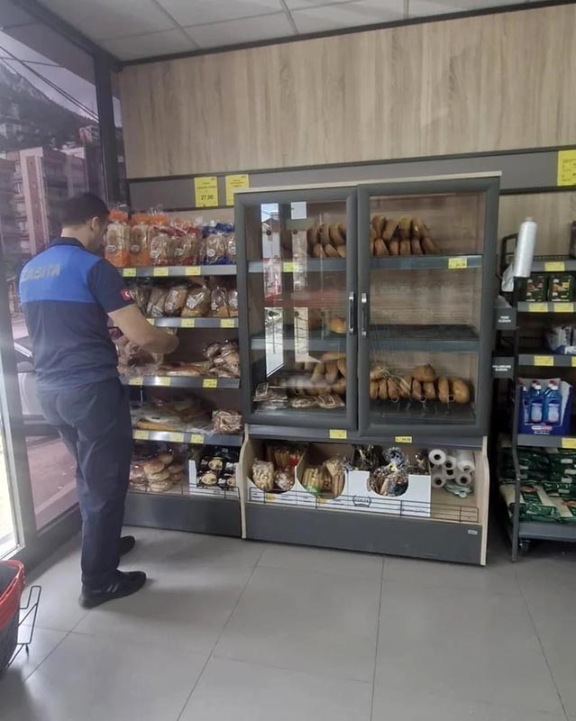 Saimbeyli&rsquo;de market ve fırınlarda denetim
