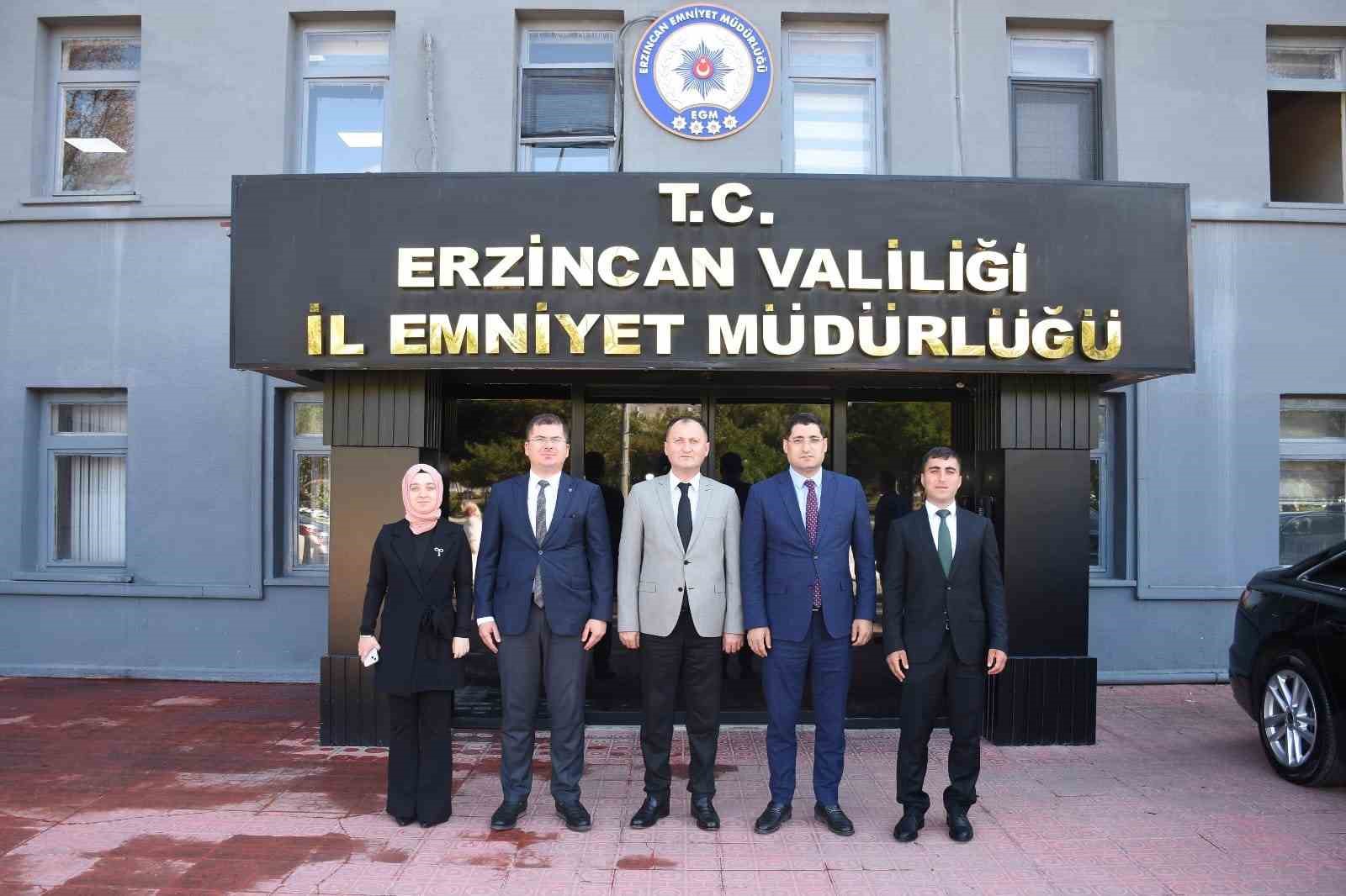 Vali Yardımcılarından Emniyet M&uuml;d&uuml;r&uuml; Baybaba&rsquo;ya &lsquo;hayırlı olsun&rsquo; ziyareti
