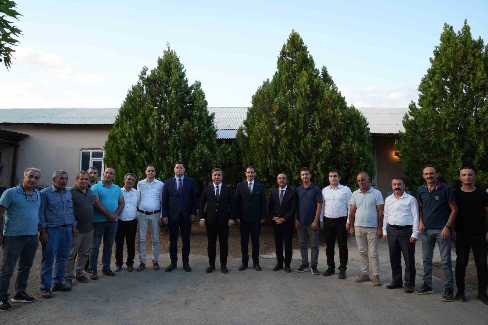 &Uuml;z&uuml;m&uuml;n başkenti Erzincan&rsquo;da 5 yeni &uuml;z&uuml;m &ccedil;eşidi tescil alıyor
