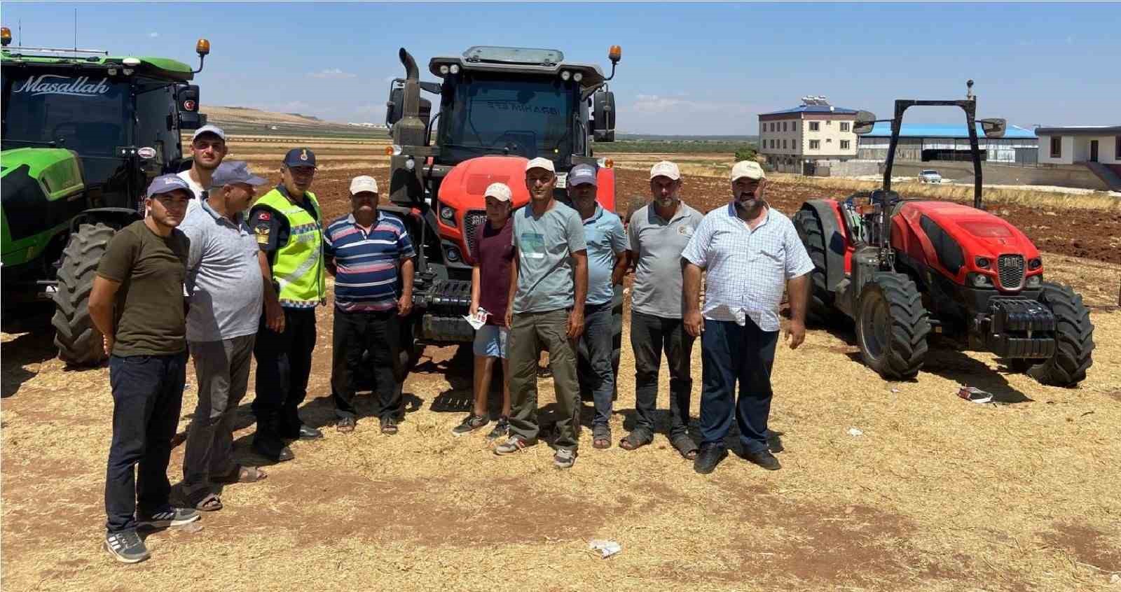 Trafik jandarmasından g&uuml;venli trafik eğitimi
