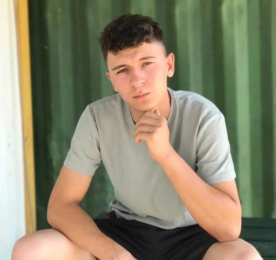 Emet&rsquo;teki kazada ağır yaralanan gen&ccedil; s&uuml;r&uuml;c&uuml; hayatını kaybetti
