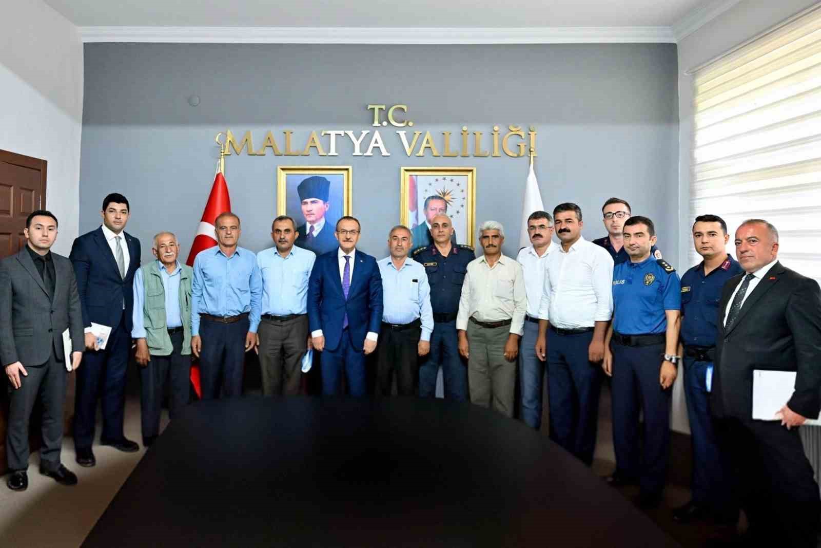 Vali Yavuz, Kurucuova Mahallesindeki yer sorunu masaya yatırdı