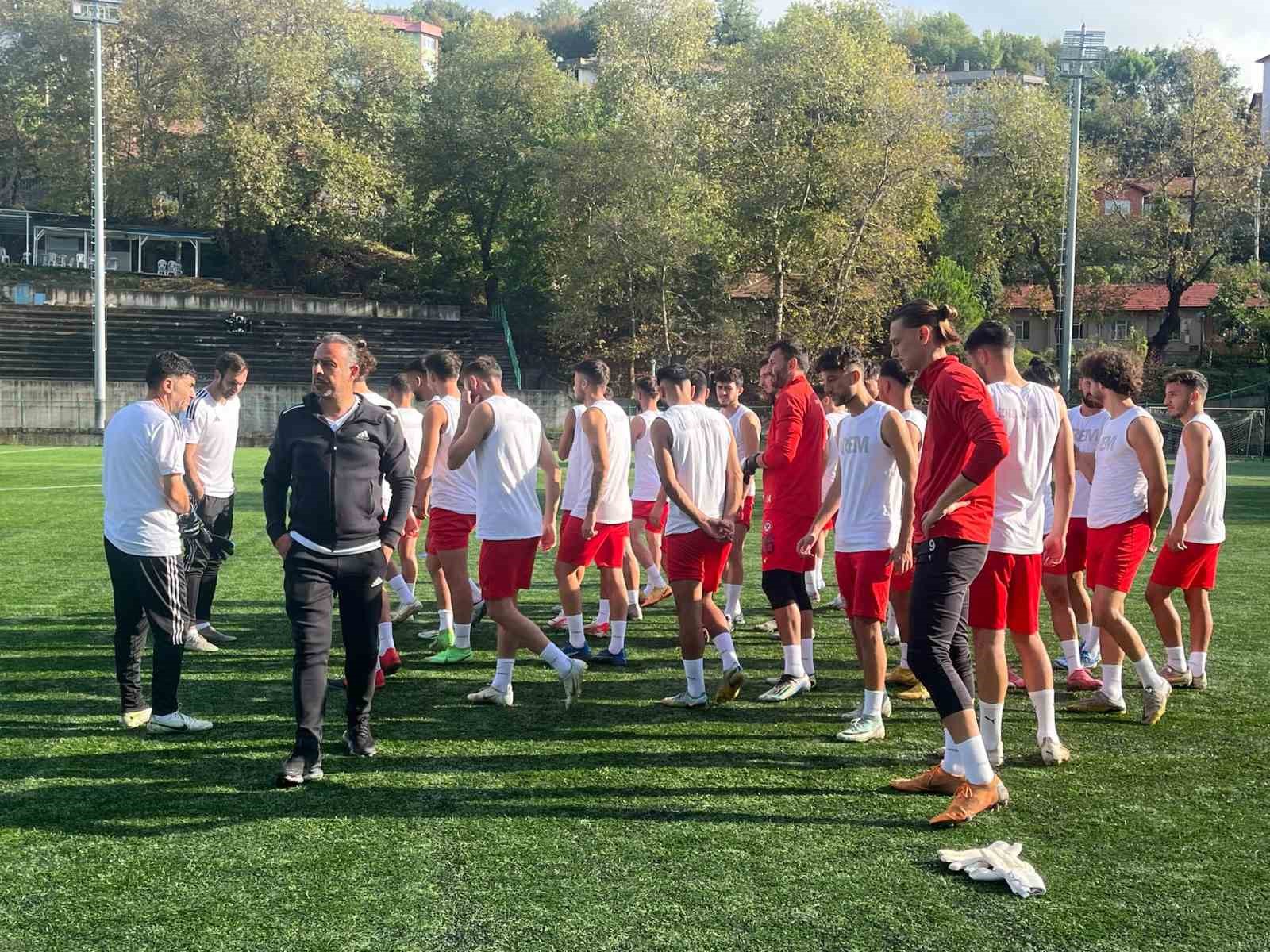 Can G&uuml;ven: "Eksiklerimiz var, transfer yapmaya devam edeceğiz"
