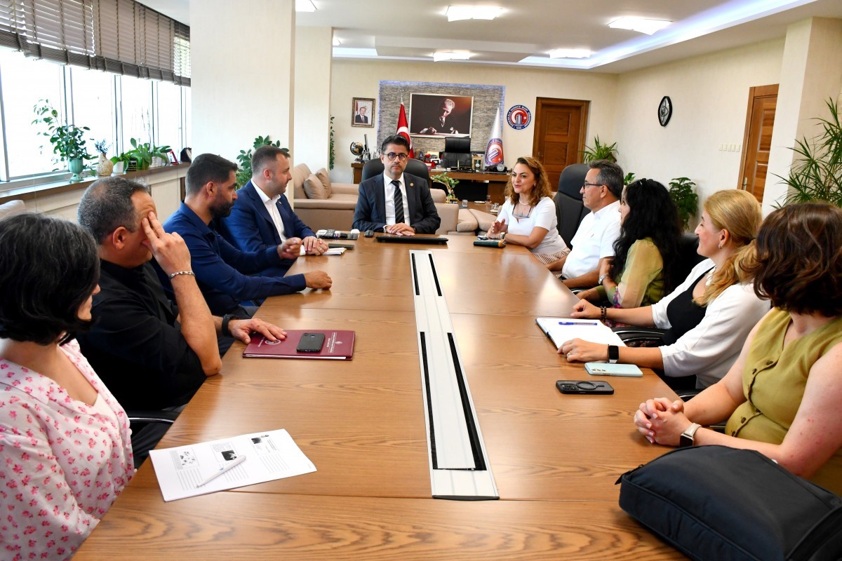 4. Uluslararası Avrasya Mikoloji Kongresi&rsquo;nde Ezine&rsquo;den &Ccedil;anakkale&rsquo;ye G&uuml;&ccedil;l&uuml; İş Birliği: Bitki Sağlığı ve Mantar Yetiştiriciliği &Ouml;ne &Ccedil;ıktı
