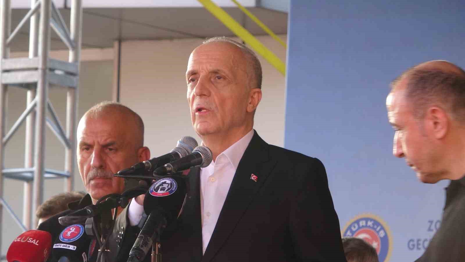 Türk-İş Zonguldak’ta "Zordayız, Geçinemiyoruz" mitingi yaptı