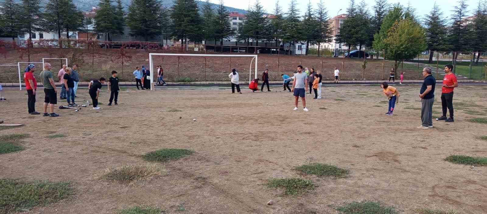 Boz&uuml;y&uuml;k Belediyesi  Bocce Turnuvası&rsquo;nın galipleri belli oldu
