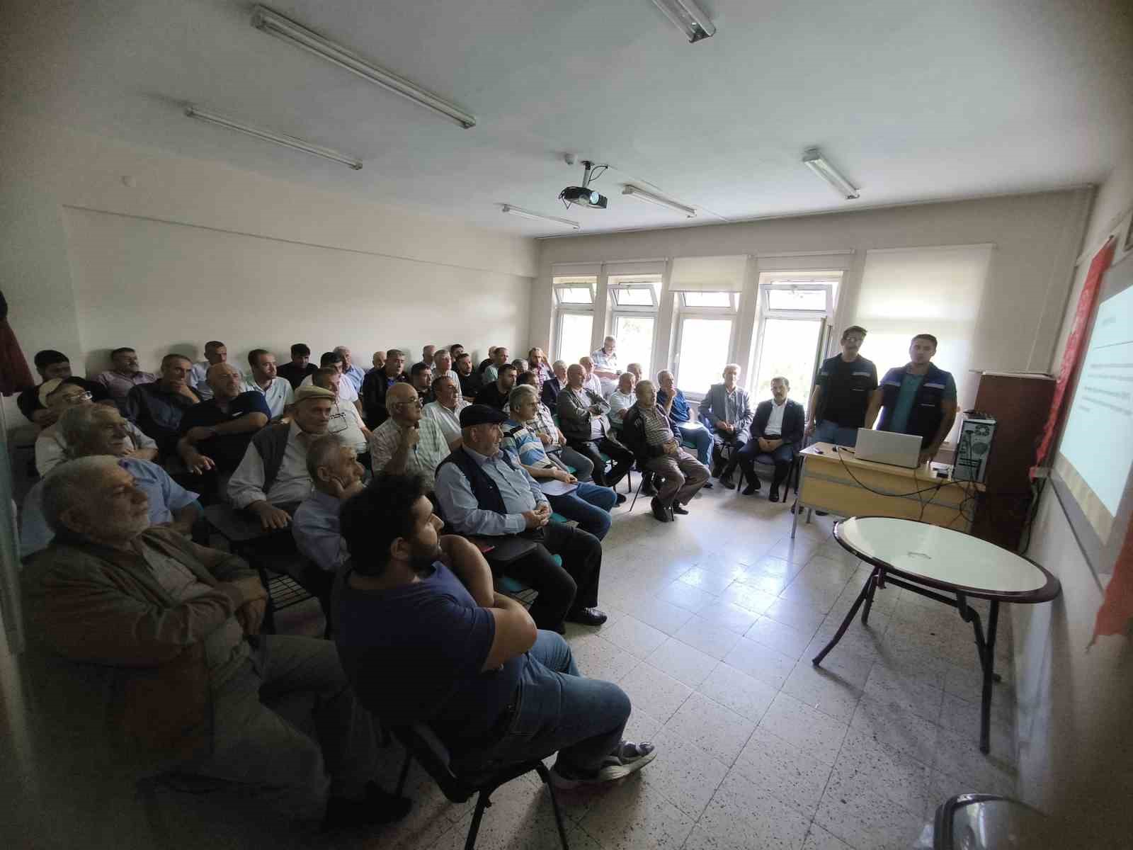 Boz&uuml;y&uuml;k&rsquo;te 2024 yılı Hayvancılık Desteklemeleri konusunda bilgilendirme toplantısı yapıldı
