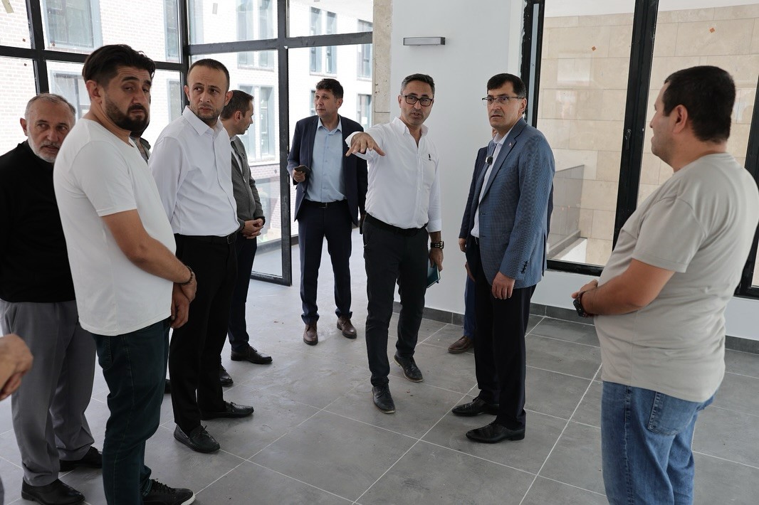 Başkan Kahveci: "Ekonomiye katkı birinci önceliğimiz"