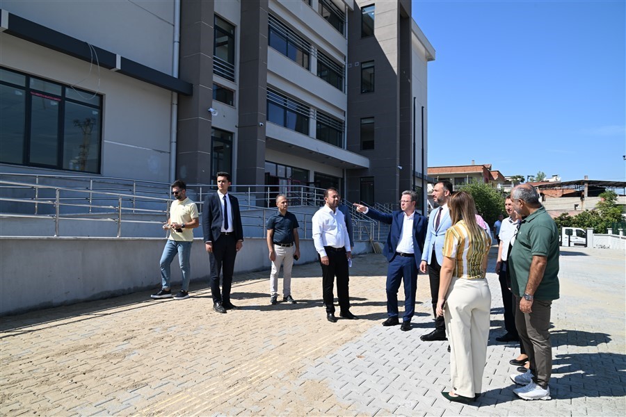 Vali &Uuml;nl&uuml;, eğitim yatırımlarını inceledi
