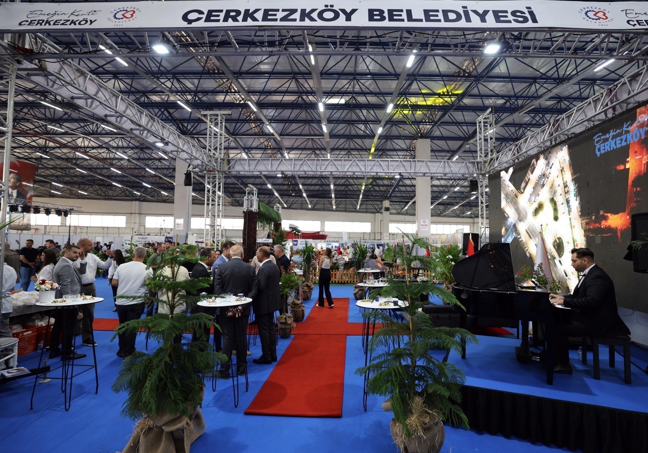 &Ccedil;erkezk&ouml;y End&uuml;striyel Fuarı a&ccedil;ıldı
