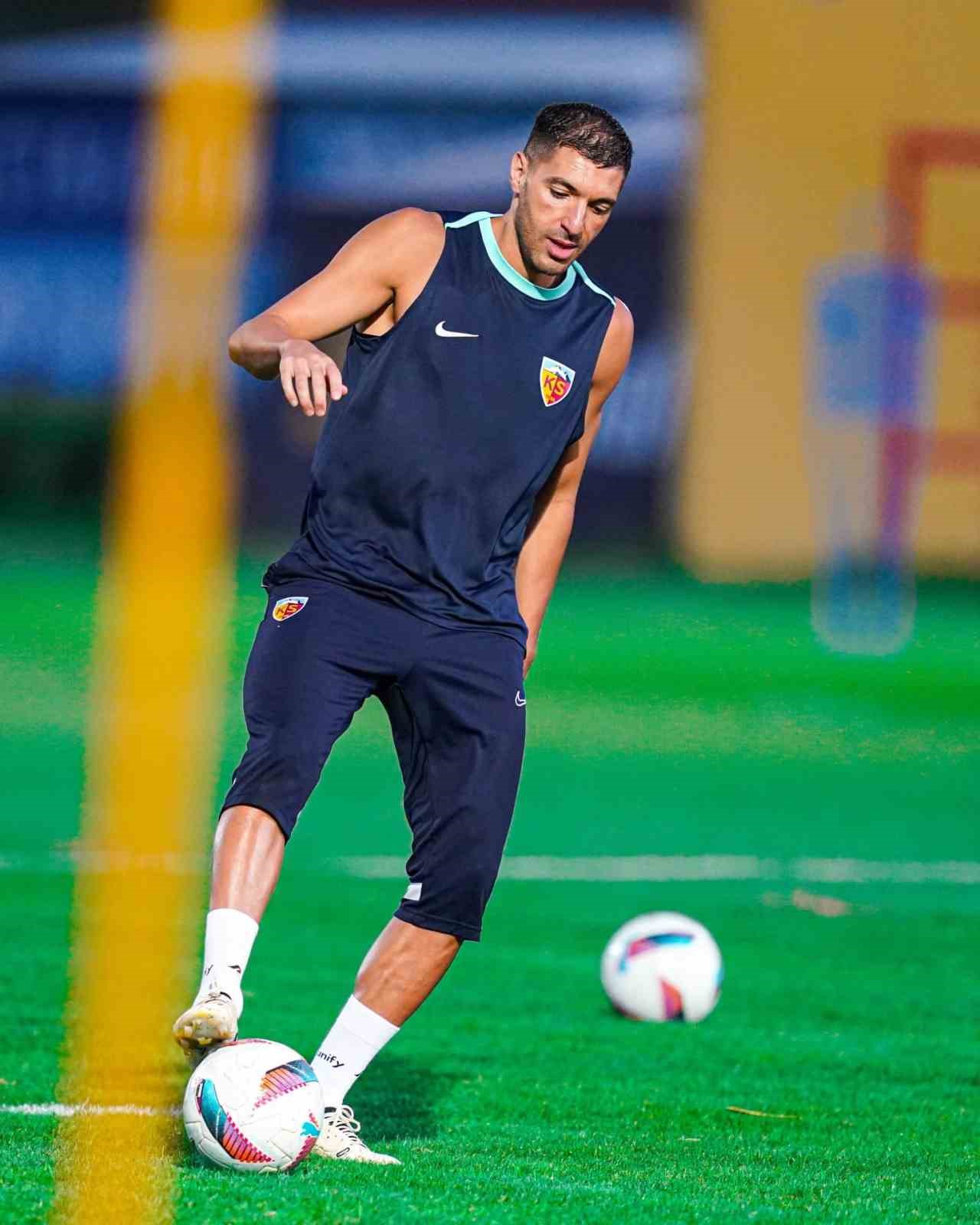 Kayserispor, Ey&uuml;pspor ma&ccedil;ı hazırlıklarına devam etti
