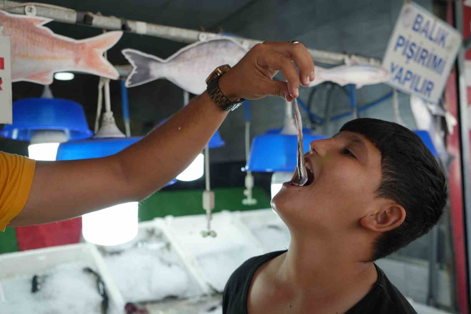 Kilis’te balıklar tezgahtaki yerlerini aldı
