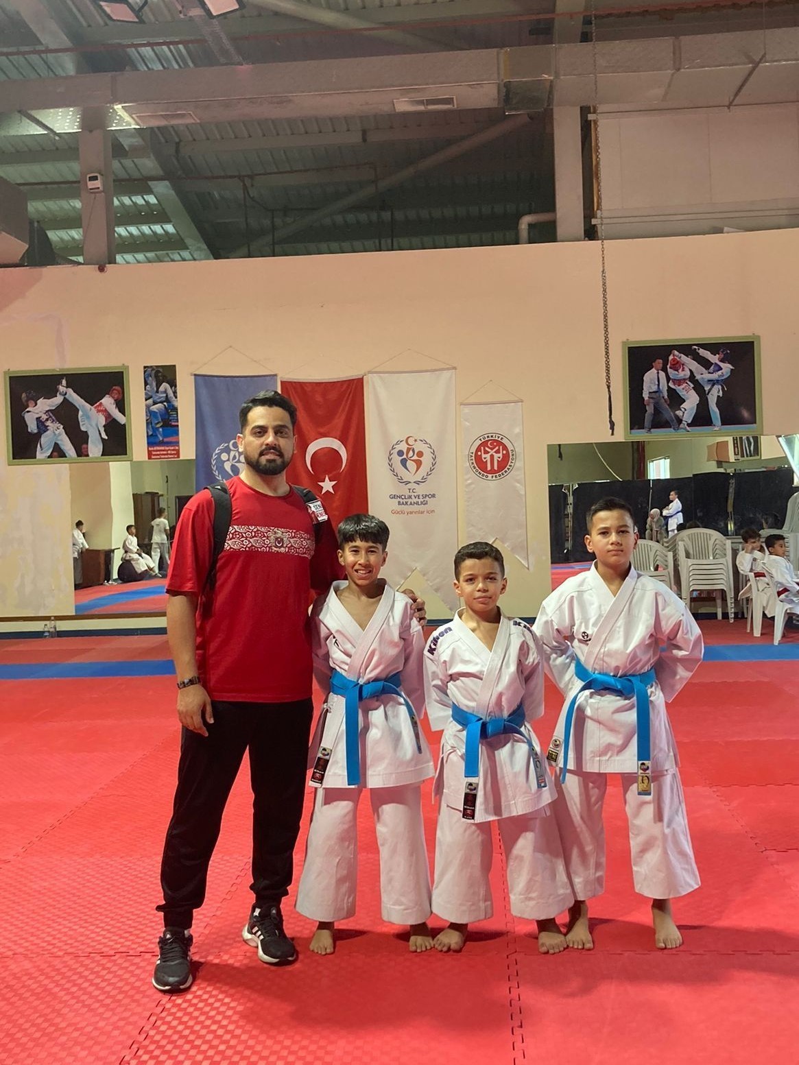 Denizli B&uuml;y&uuml;kşehir Karate Takımından T&uuml;rkiye Şampiyonluğu

