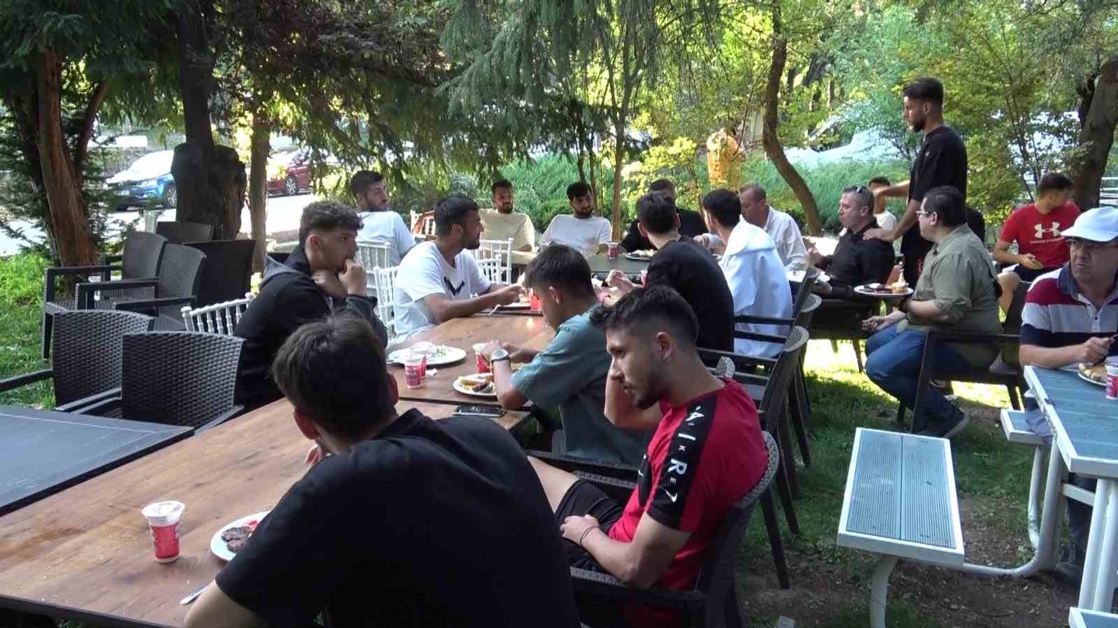 Başkan Altınkaya: "Şehir bizim, takım bizim, sonuna kadar savaşacağız"
