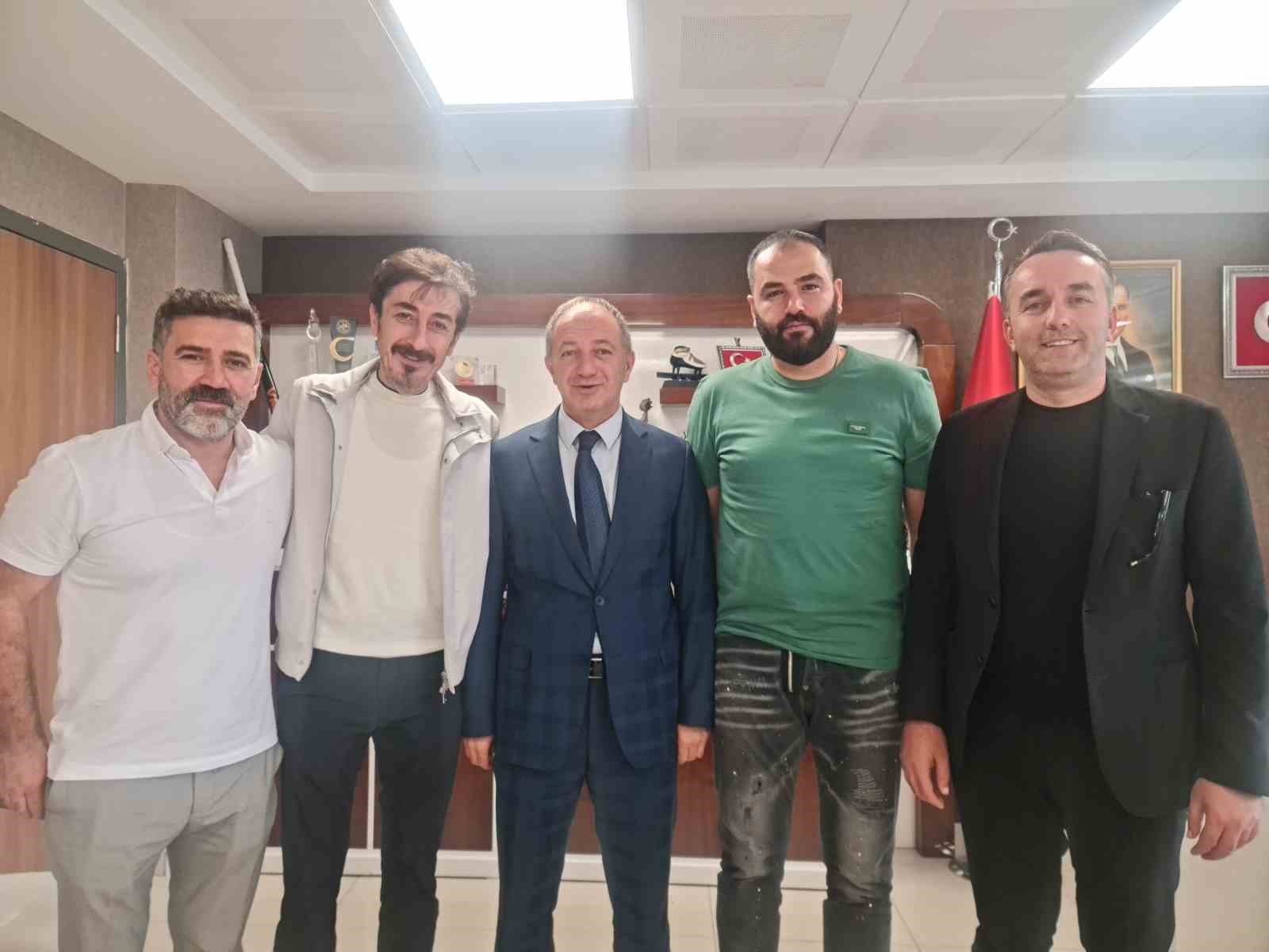 Tortumspor’dan Çakmur’a nezaket ziyareti