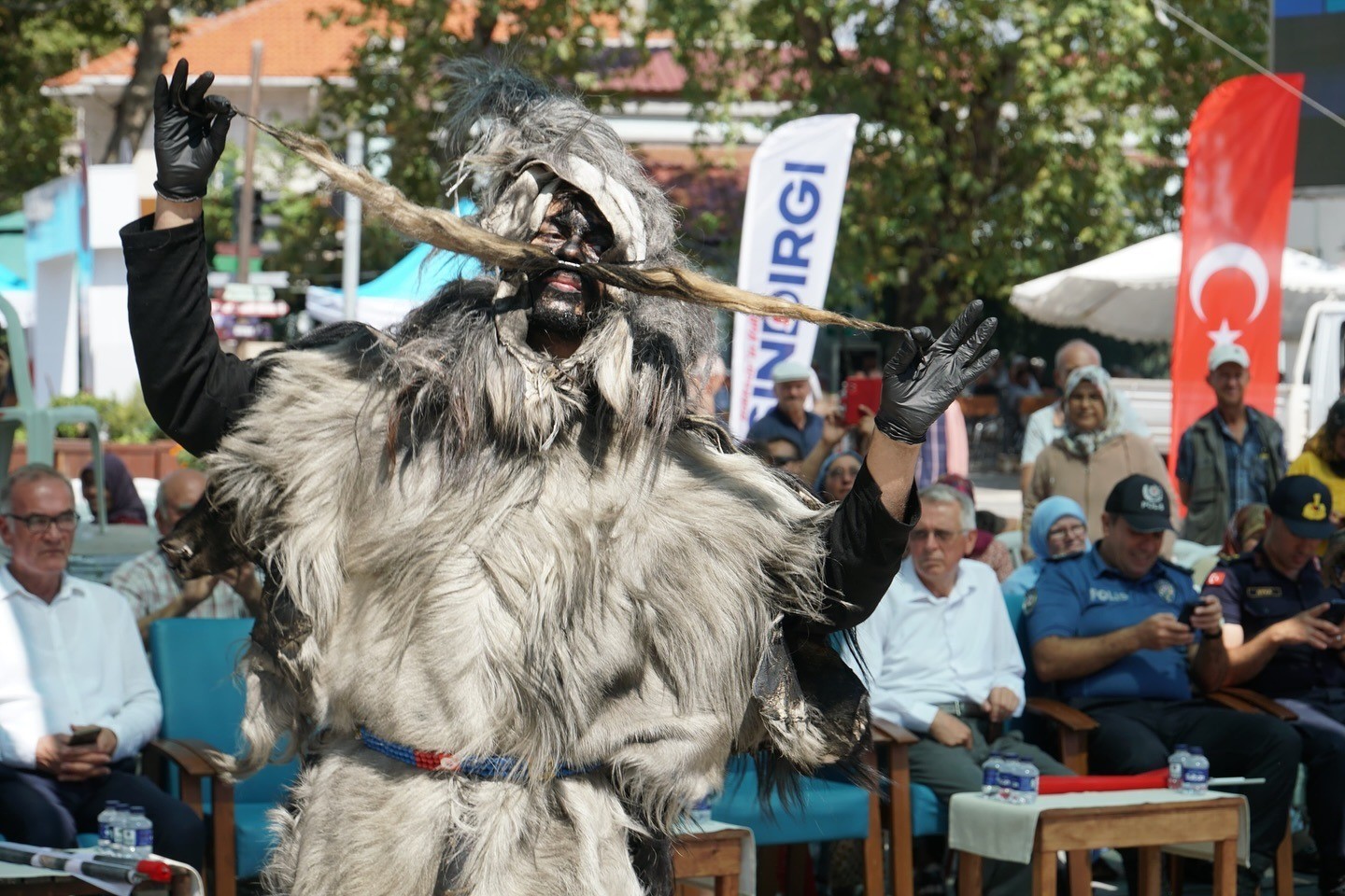 Sındırgı&rsquo;da 102. Kurtuluş yılı Coşku ile kutlandı
