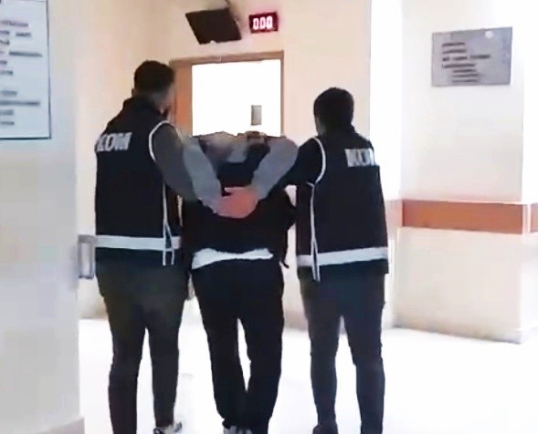 K&uuml;tahya&rsquo;da firari FET&Ouml;&rsquo;c&uuml; tren garında yakalandı
