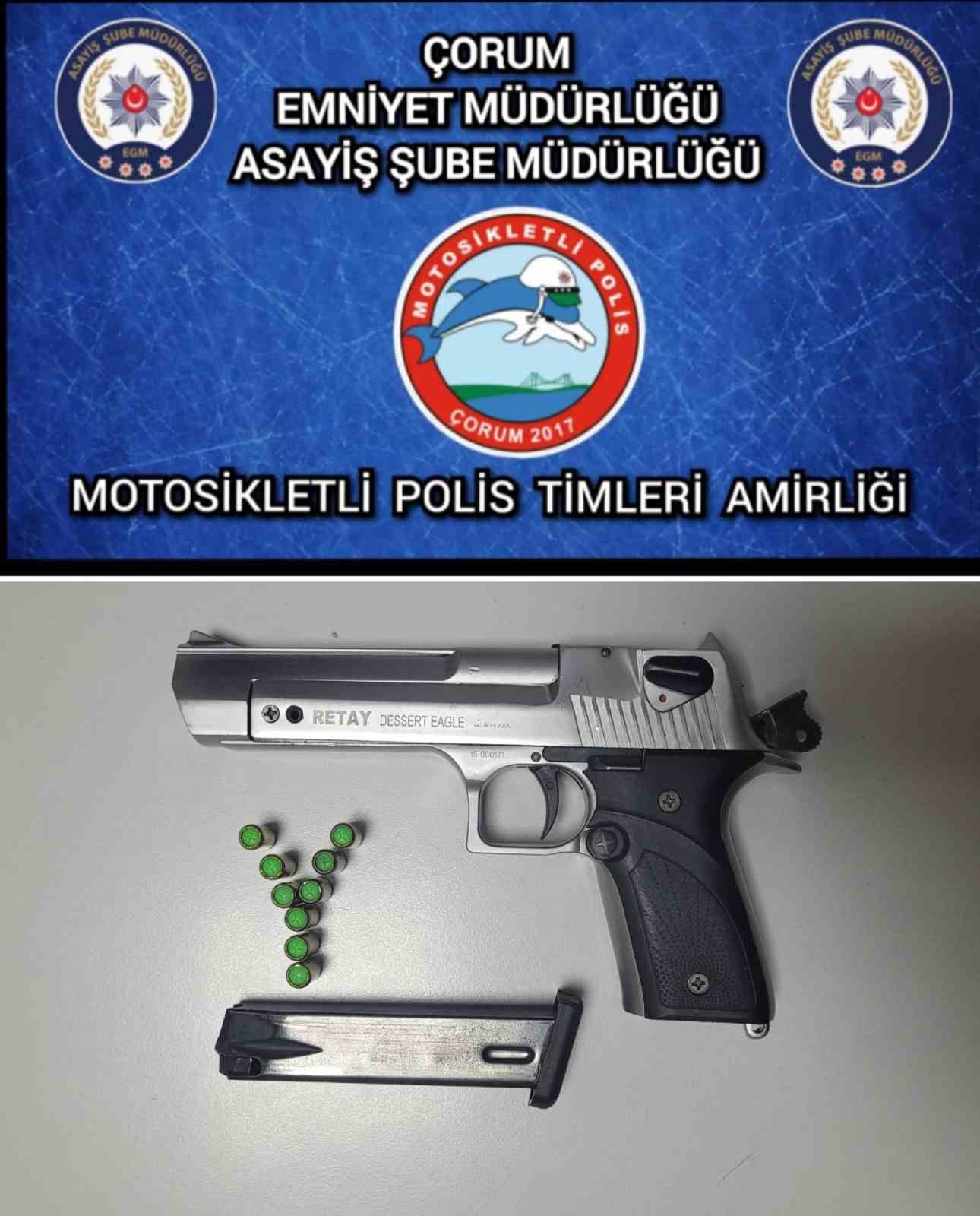 &Ccedil;orum&rsquo;da polis ekiplerinin şok denetimleri s&uuml;r&uuml;yor

