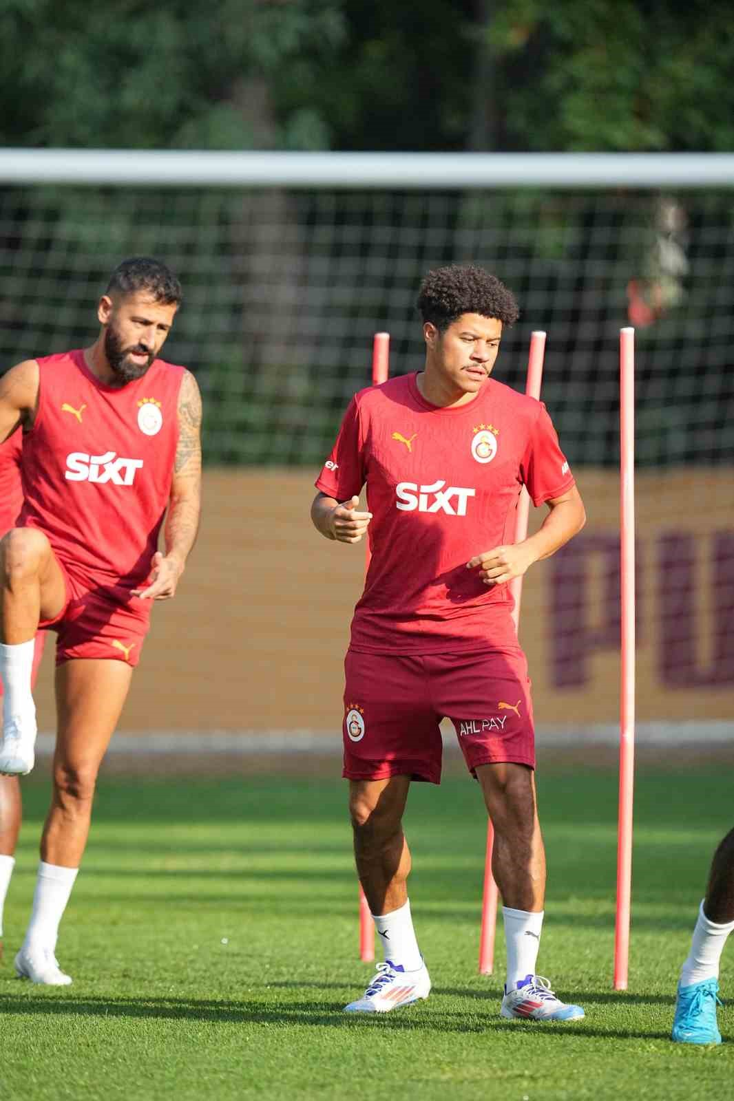 Galatasaray, Çaykur Rizespor maçı hazırlıklarını sürdürdü