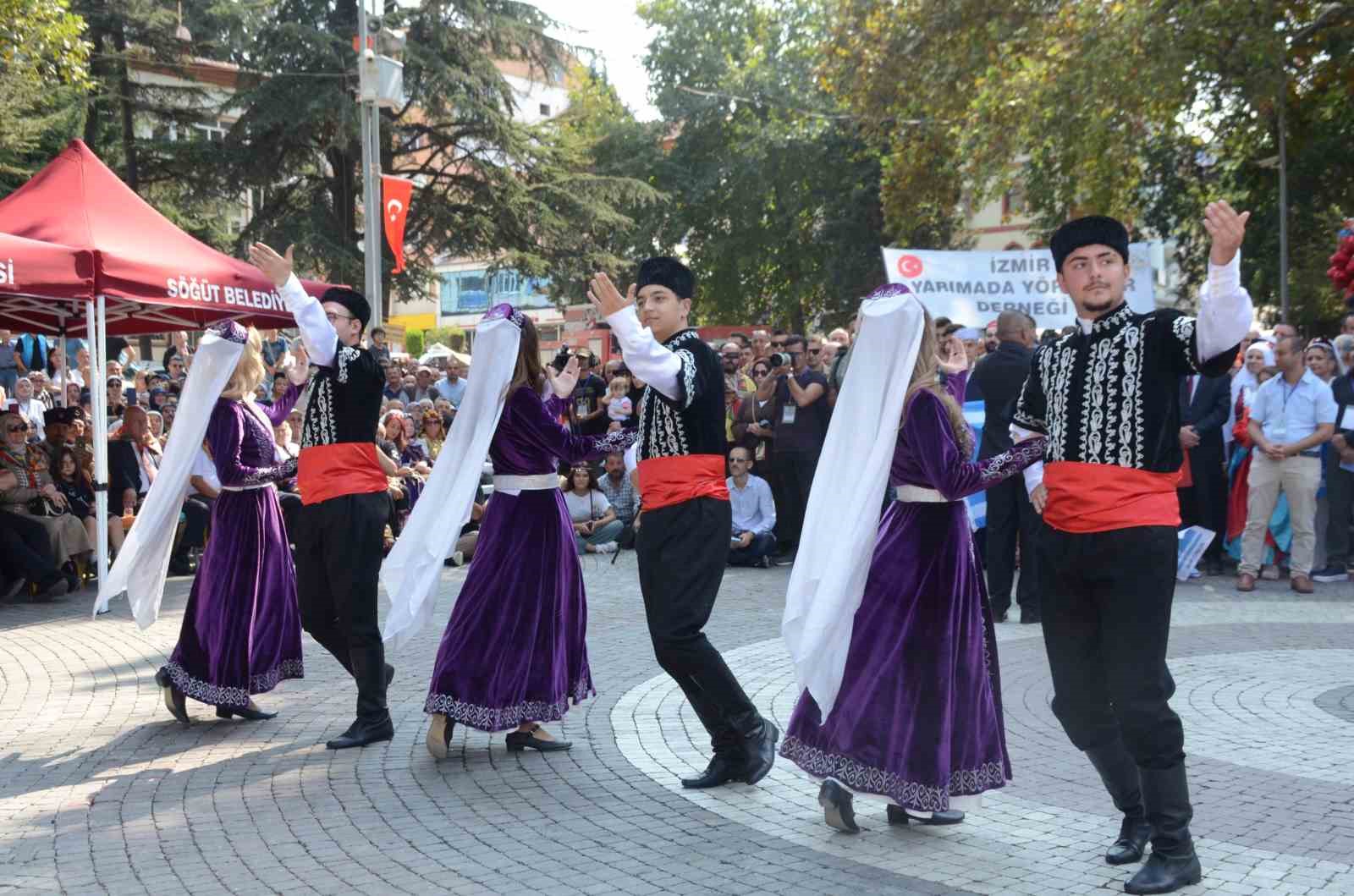 Türkiye’nin dört bir yanından gelen Yörükler Söğüt’te buluştu
