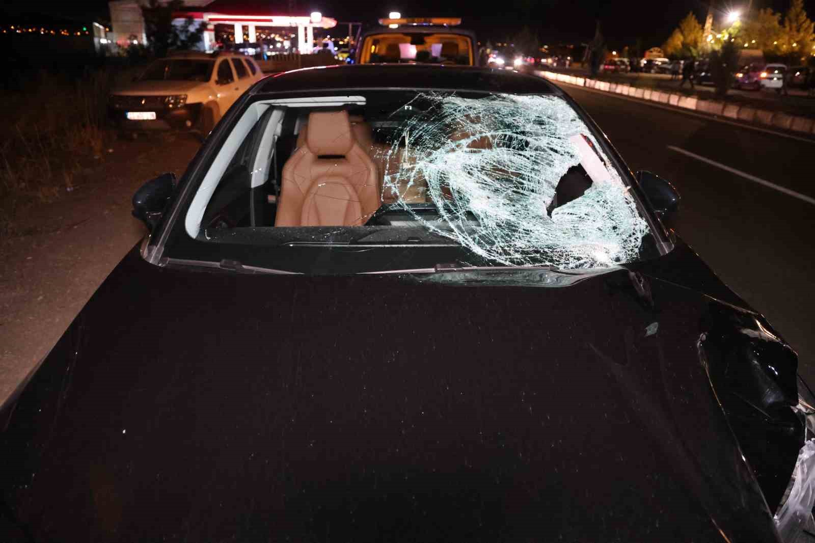 Elazığ’da otomobilin çarptığı yaya hayatını kaybetti
