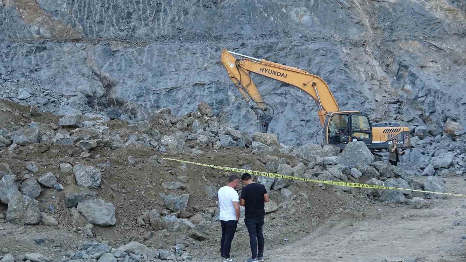 Samsun’da taş ocağında patlama: Yola savurulan taşlar araçlara isabet etti, 4 kişi yaralandı
