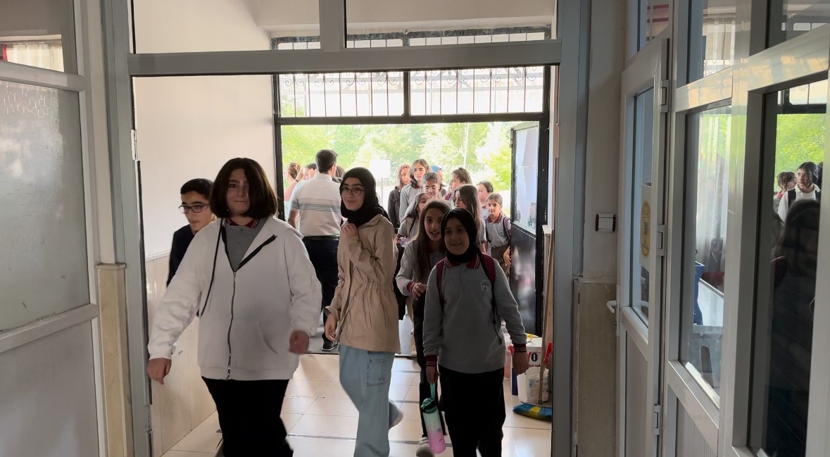 Tatvan&rsquo;da 2024-2025 eğitim &ouml;ğretim yılı başladı
