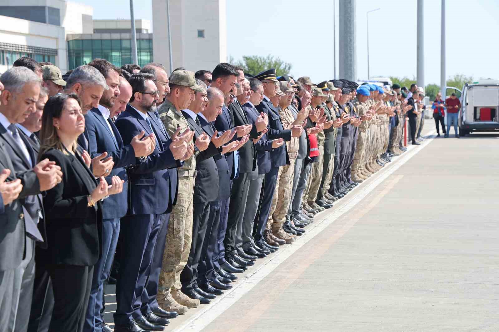 Tunceli’deki kazada şehit olan 4 asker memleketlerine uğurlandı