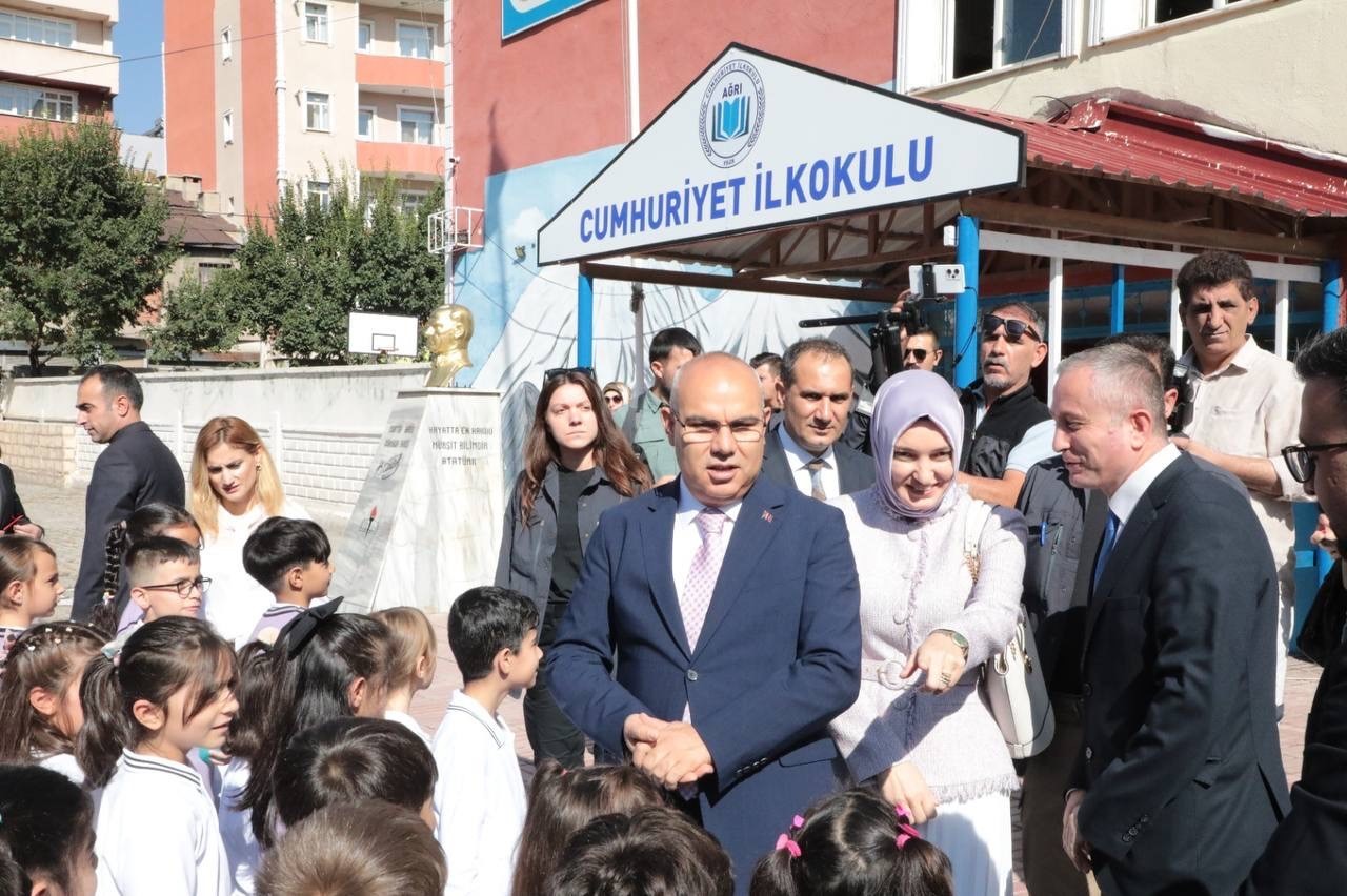 Ağrı&rsquo;da yeni eğitim-&ouml;ğretim yılı heyecanı
