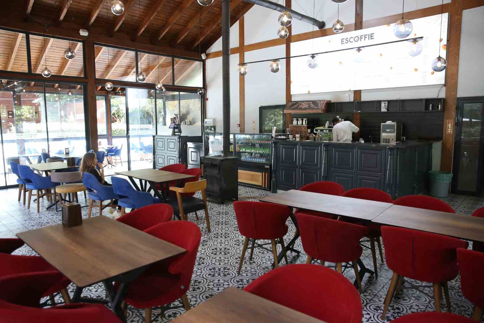 ESCOFFIE&rsquo;nin yeni şubesi Kurt Kemeri&rsquo;nde a&ccedil;ıldı
