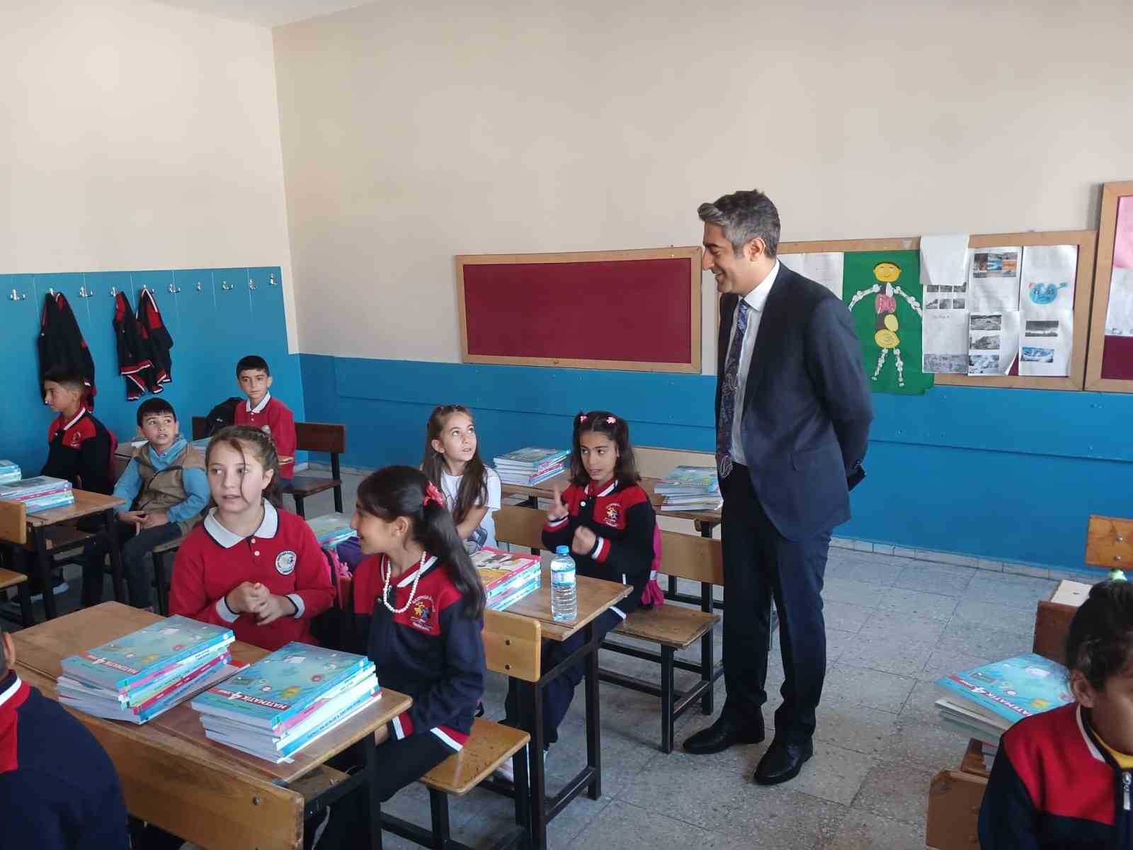 Sarıkamış&rsquo;ta 2024-2025 eğitim &ouml;ğretim yılı başladı
