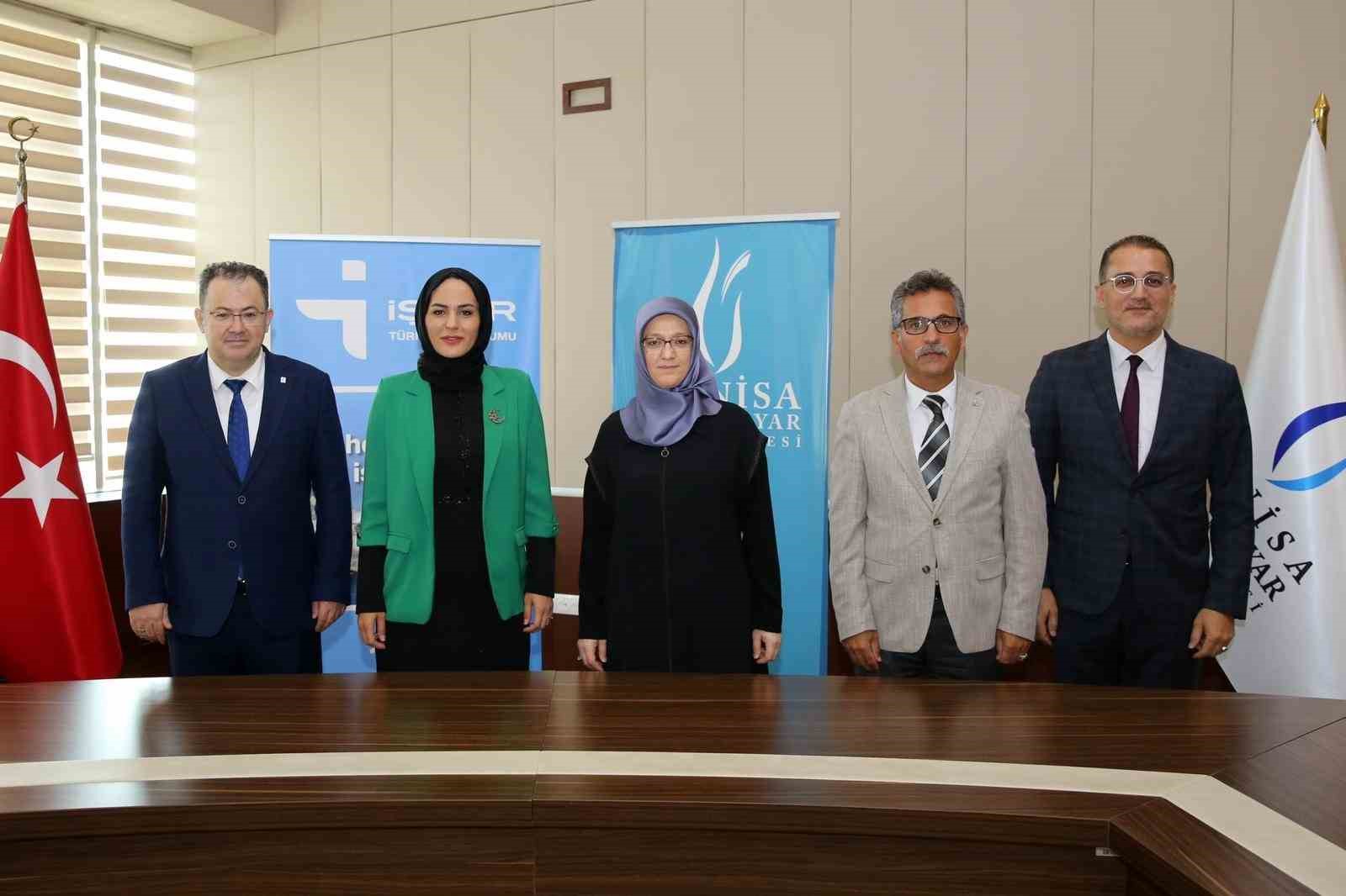 Manisa’daki üniversiteli öğrenciler iş hayatına daha iyi hazırlanacak