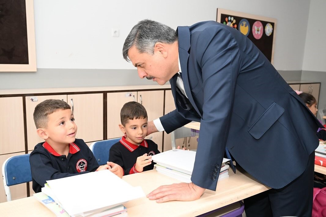 Vali &Ccedil;ift&ccedil;i: &ldquo;Maarif modeli hayırlara vesile olsun&rdquo;
