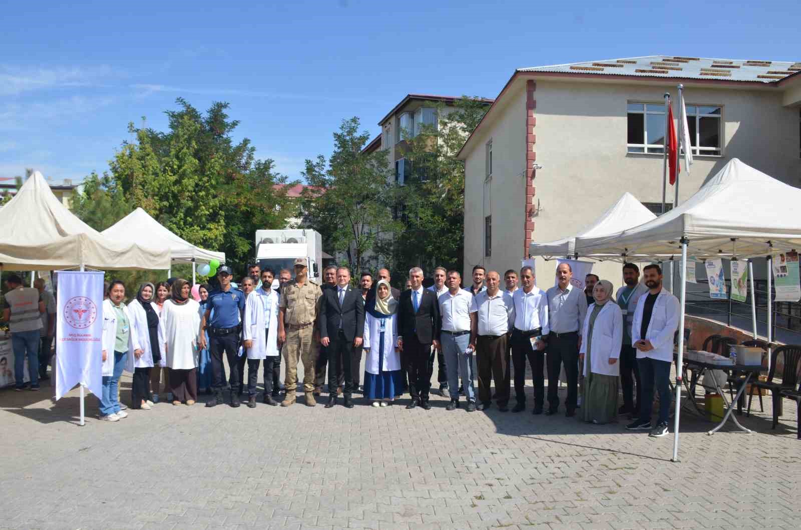 Bulanık’ta vatandaşlar sağlık konusunda bilgilendirildi
