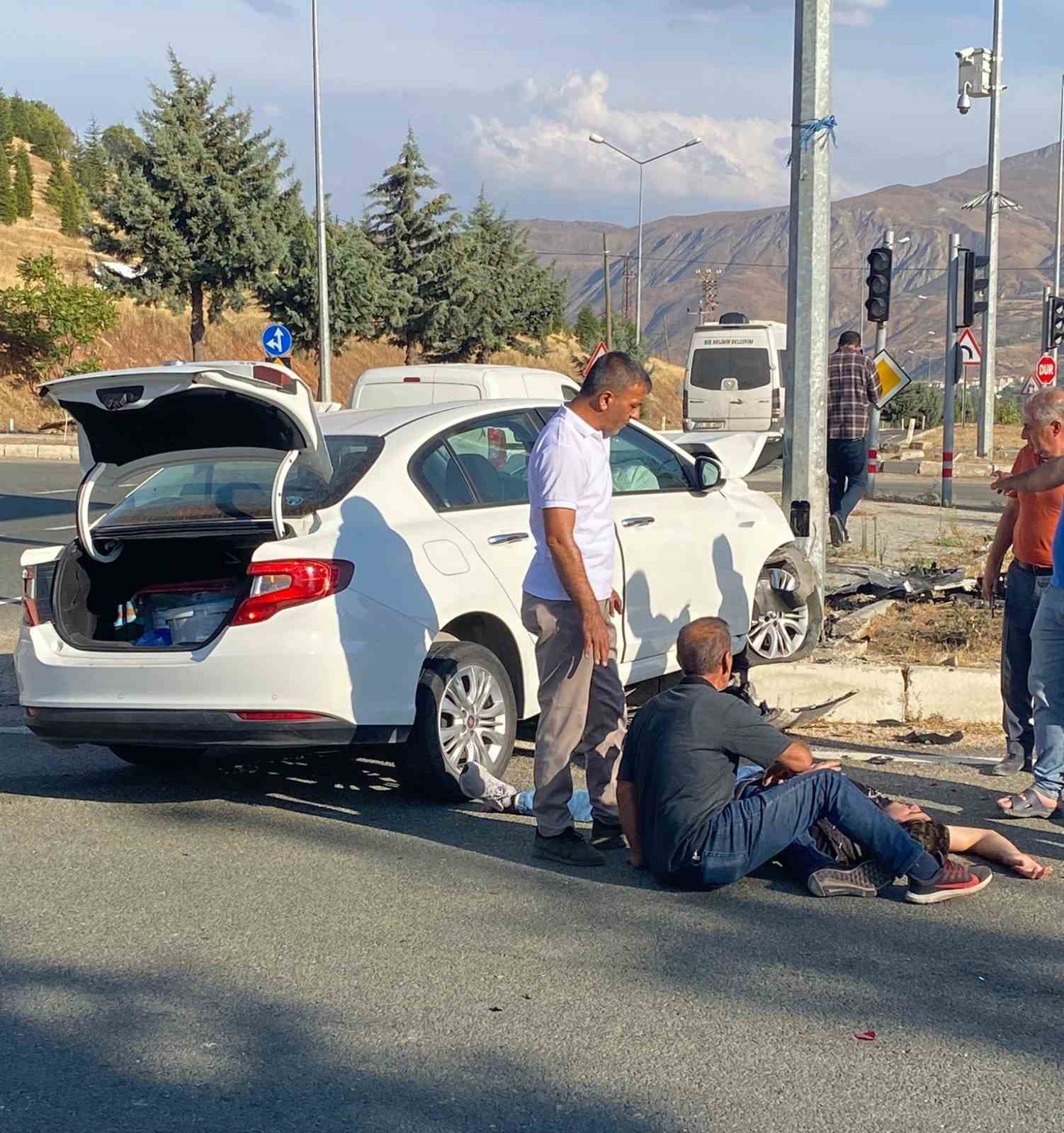 Elazığ’da trafik kazası: 2 yaralı
