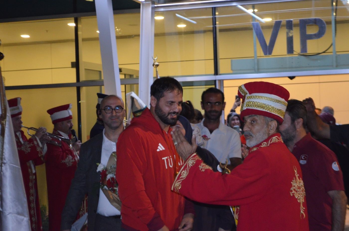 İbrahim Bölükbaşı: “Madalyamı zor durumlar atlatan Türkiye’ye armağan ediyorum"