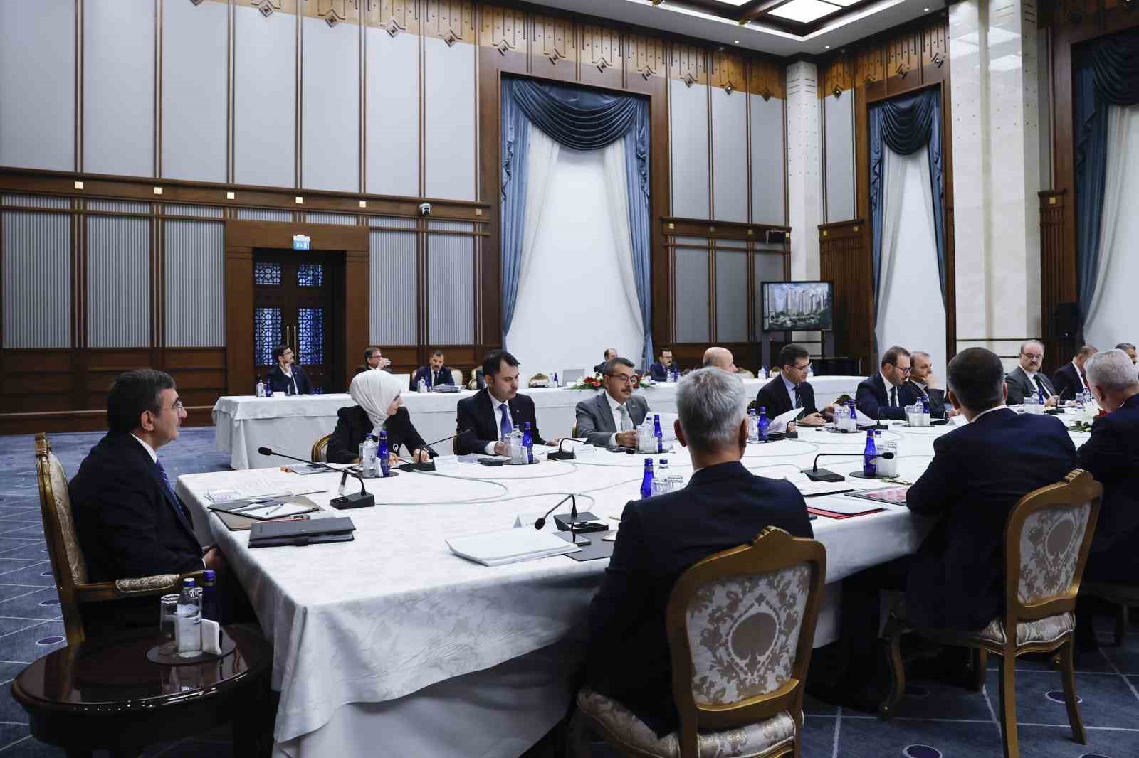 Cumhurbaşkanı Yardımcısı Yılmaz, Bağımlılıkla M&uuml;cadele Y&uuml;ksek Kurulu toplantısında konuştu
