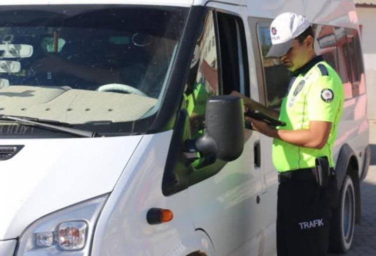 Çorum’da okul çevresi ve servis araçları denetlendi
