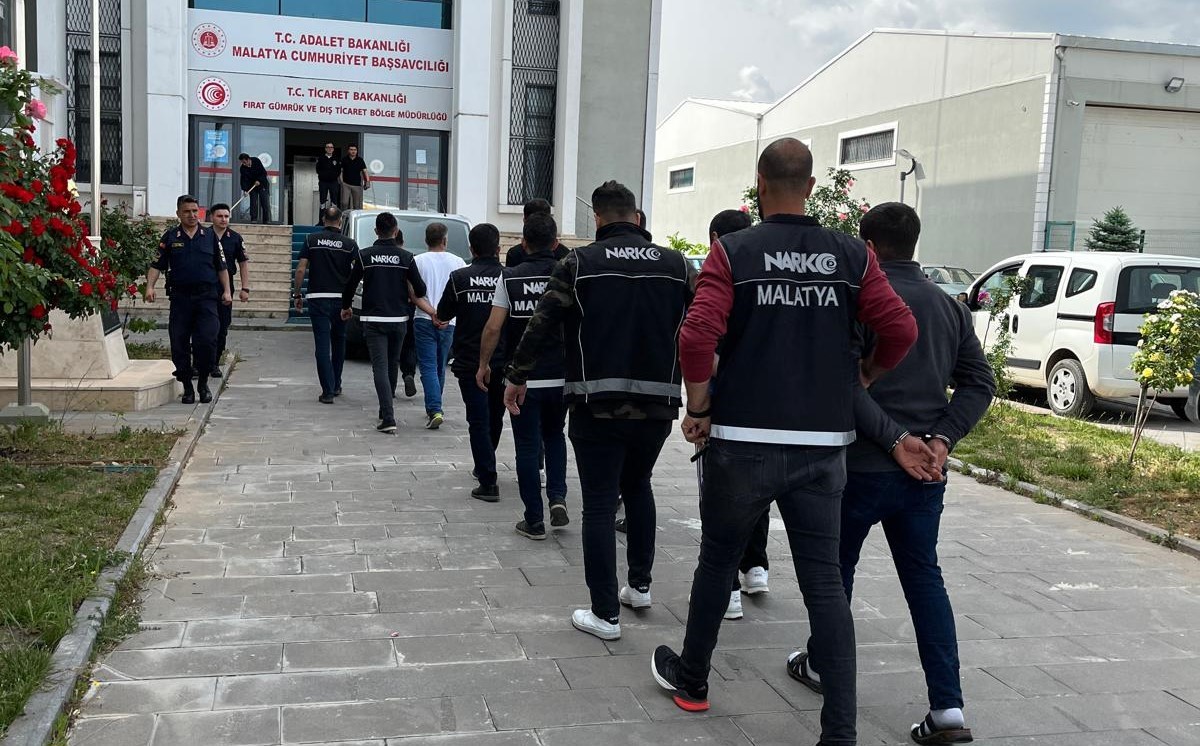 Malatya’da torbacı operasyonu: 17 tutuklama