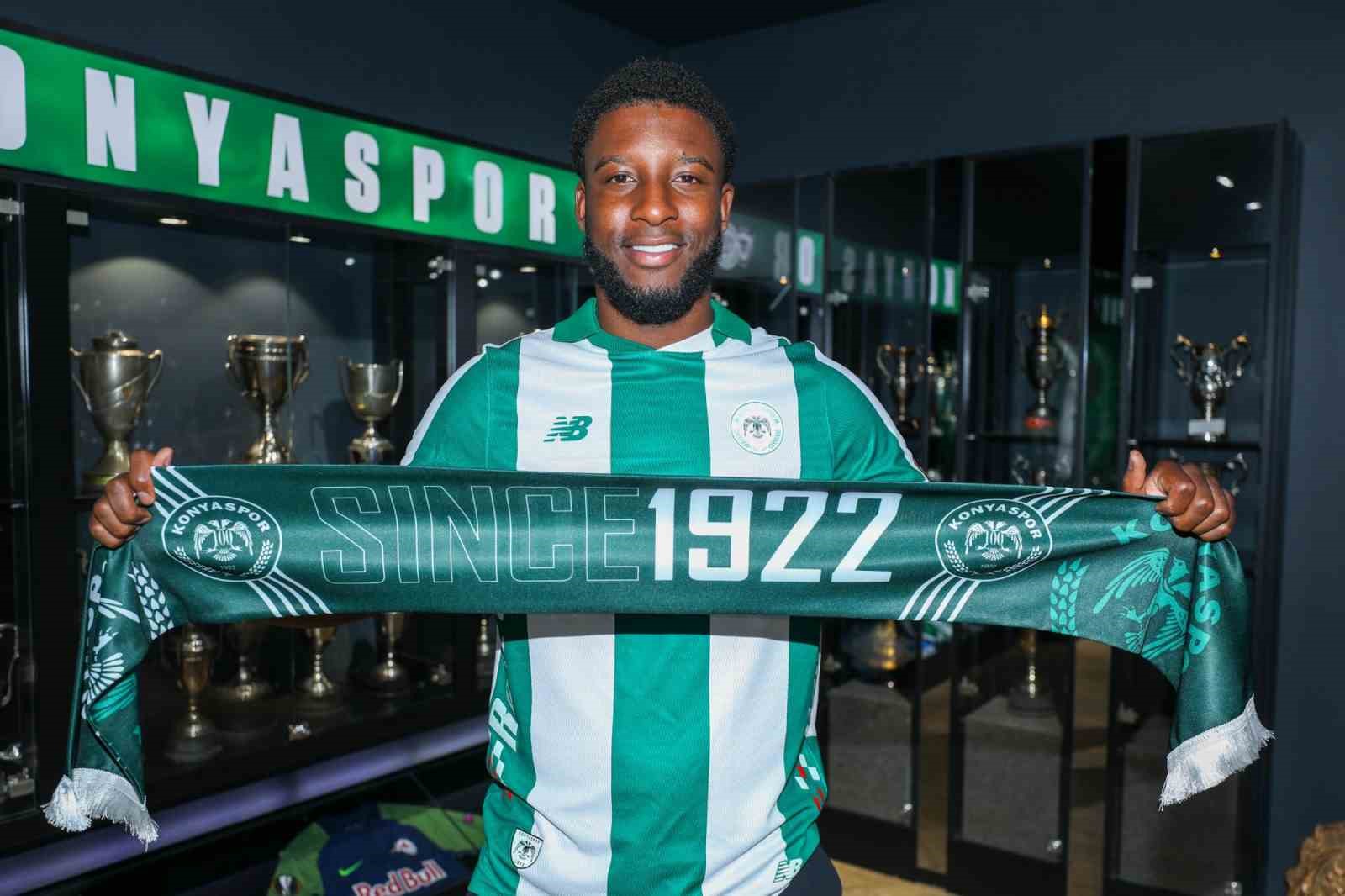 Riechedly Bazoer, Konyaspor’da