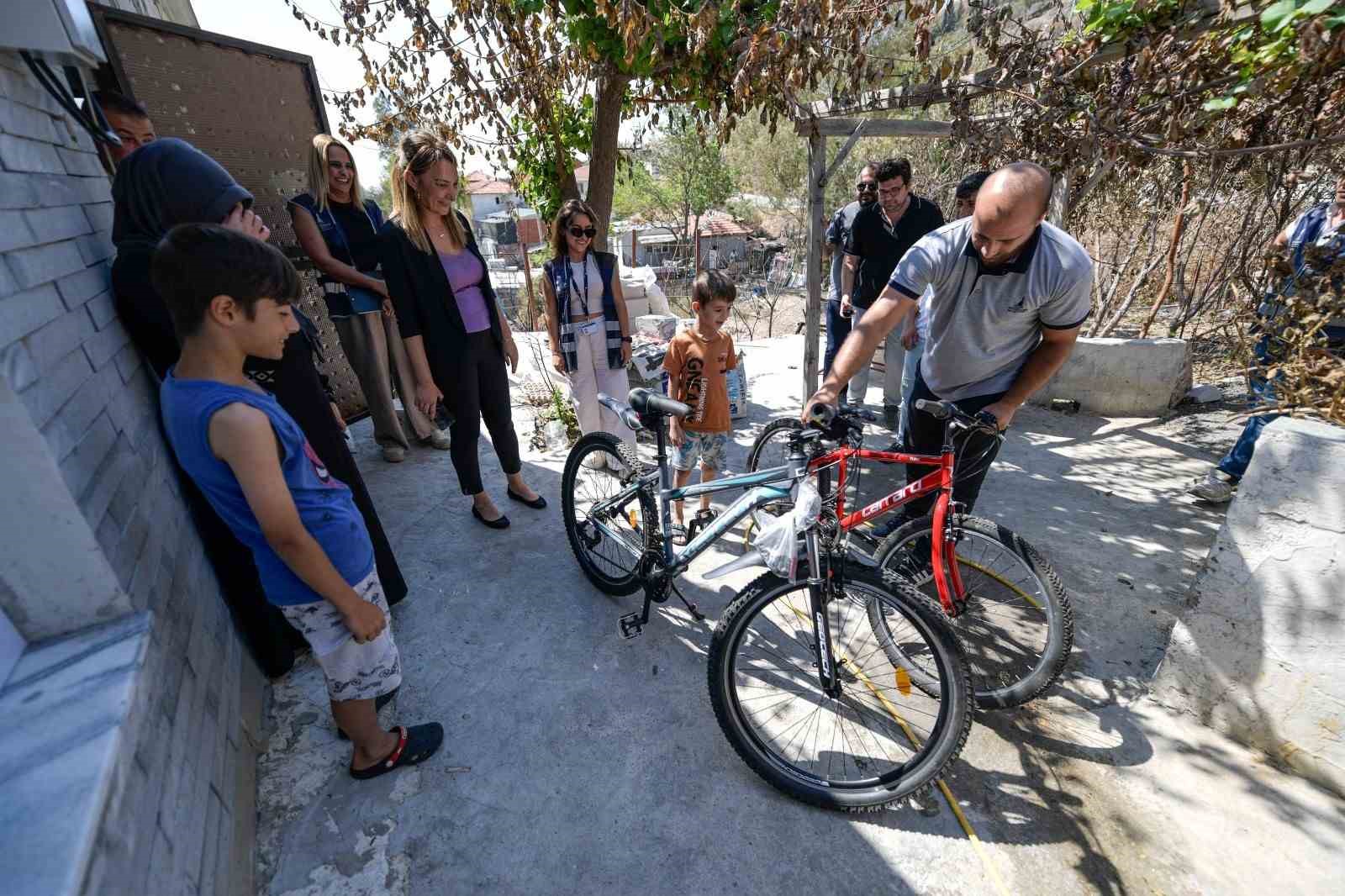 İzmir’de afet sonrası yüzleri güldüren sürpriz