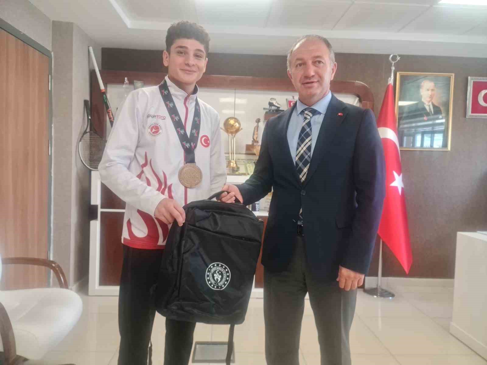 Kick Boks şampiyonları GSİM’deydi
