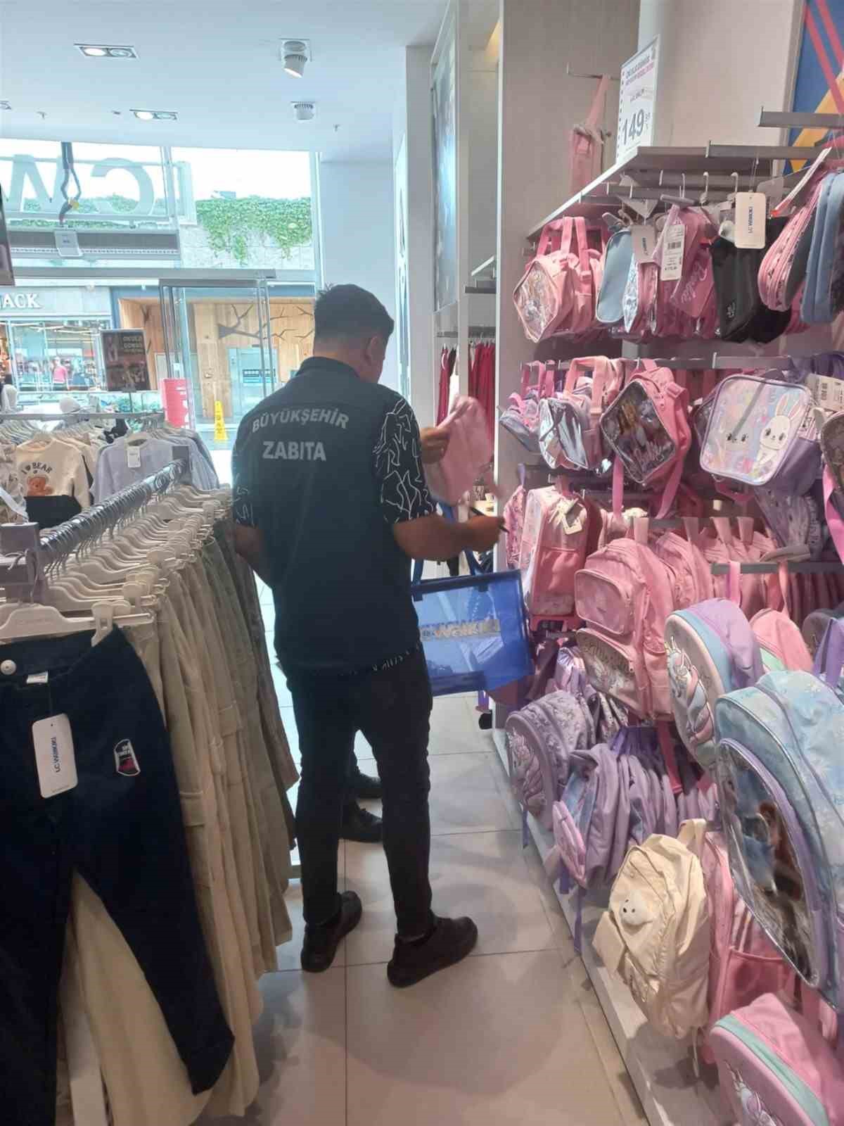Balıkesir B&uuml;y&uuml;kşehir Zabıtasından okul alışverişi mesaisi
