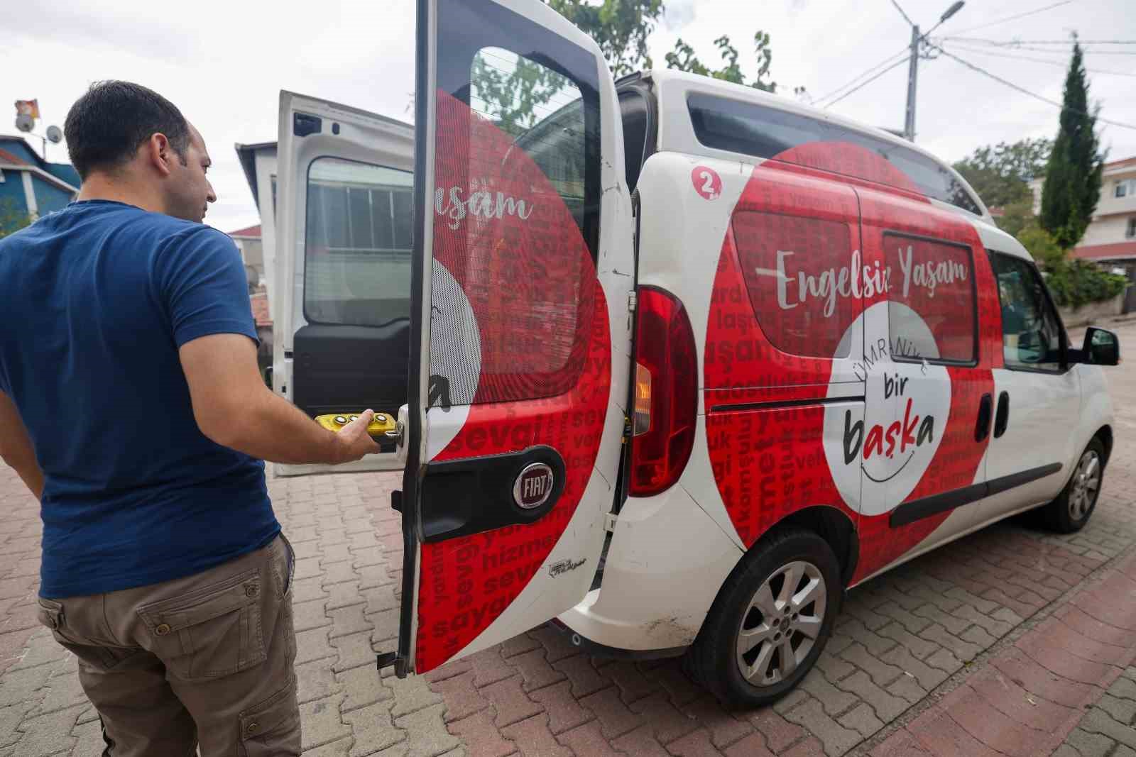 Engelsiz ulaşım: Ümraniye’de ‘Engelli Hizmet Aracı’yla hayata tam katılım