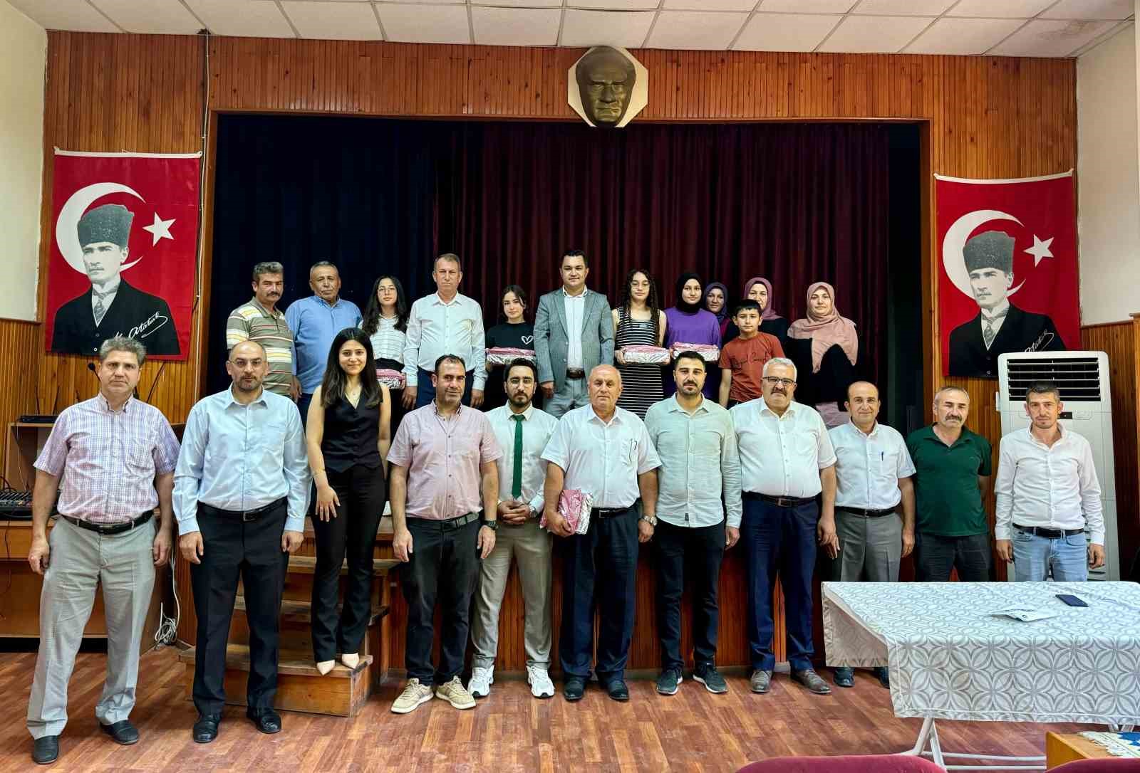 Saimbeyli Kaymakamı &ouml;ğrenciler i&ccedil;in eğitim seferberliği başlattı
