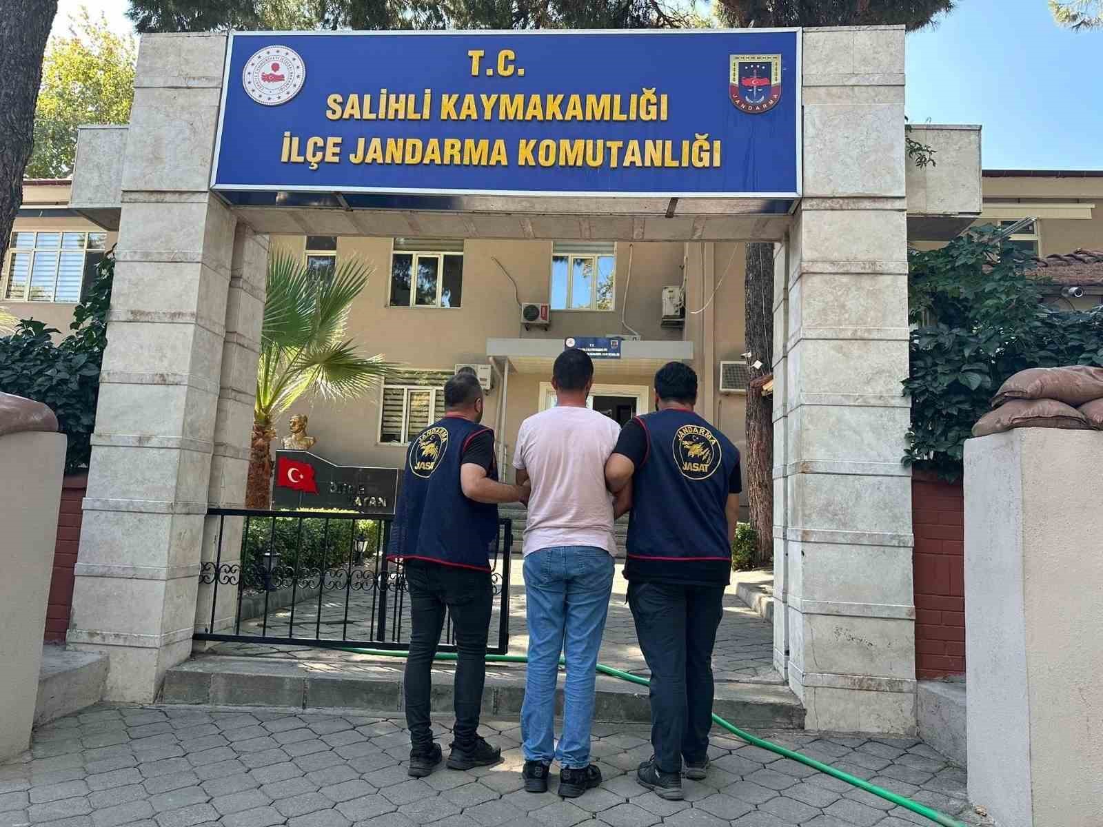 24 yıl hapis cezası vardı, Manisa’da yakalandı