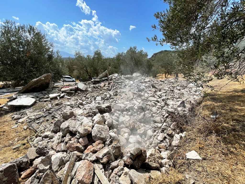 Çanakkale’de kaçak yapılarla mücadele sürüyor
