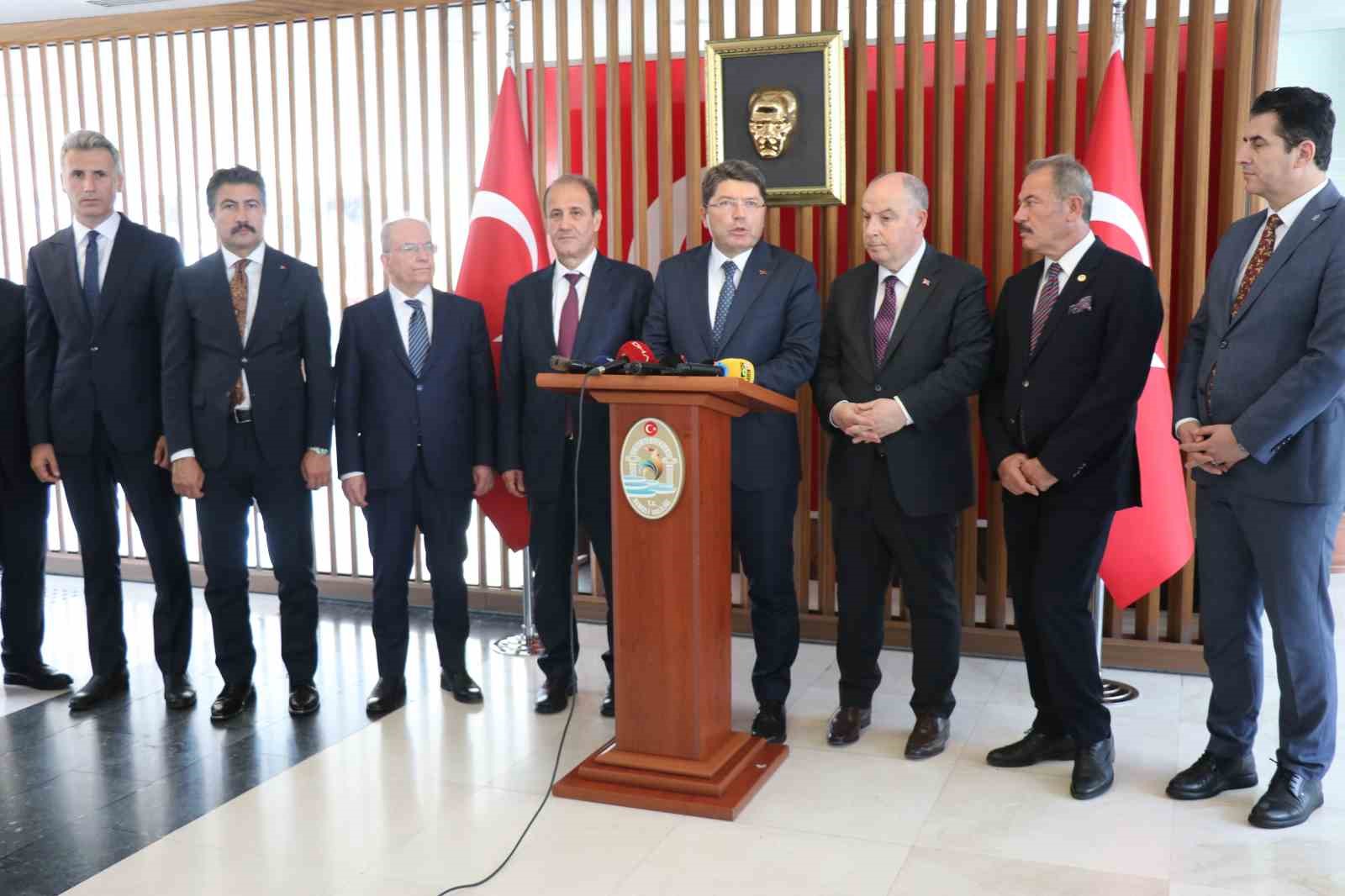 Adalet Bakanı Bakan Tun&ccedil;: "Narin&rsquo;i katledenlerin en ağır cezaya &ccedil;arptırılması hepimizin temennisi"
